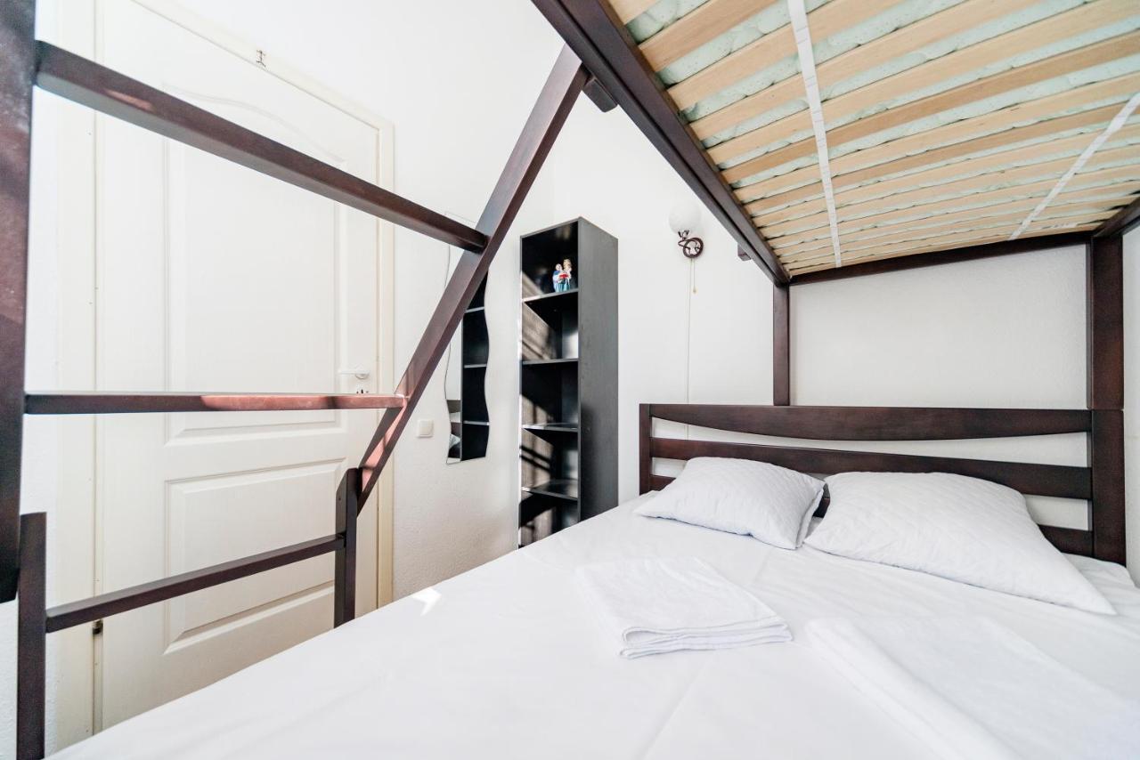 Muzey Hostel Киев Экстерьер фото